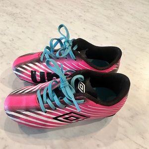 Umbro girls soccer cleats -kids
